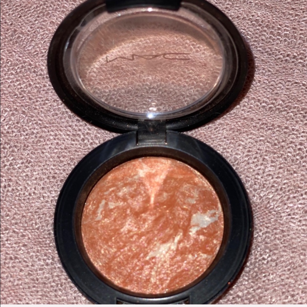 MAC Cosmetics Improvise Mineralize Blush Rare